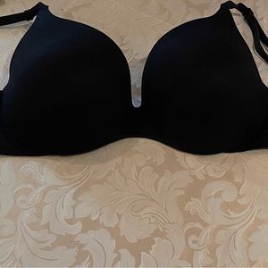 Victoria’s Secret “Incredible” Bra